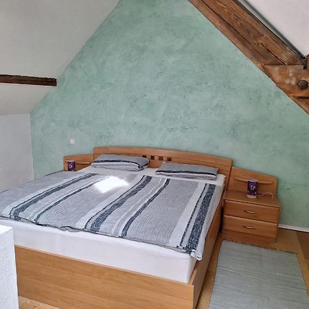 Ferienwohnung Winzerhaus Schenk Neef Exterior foto