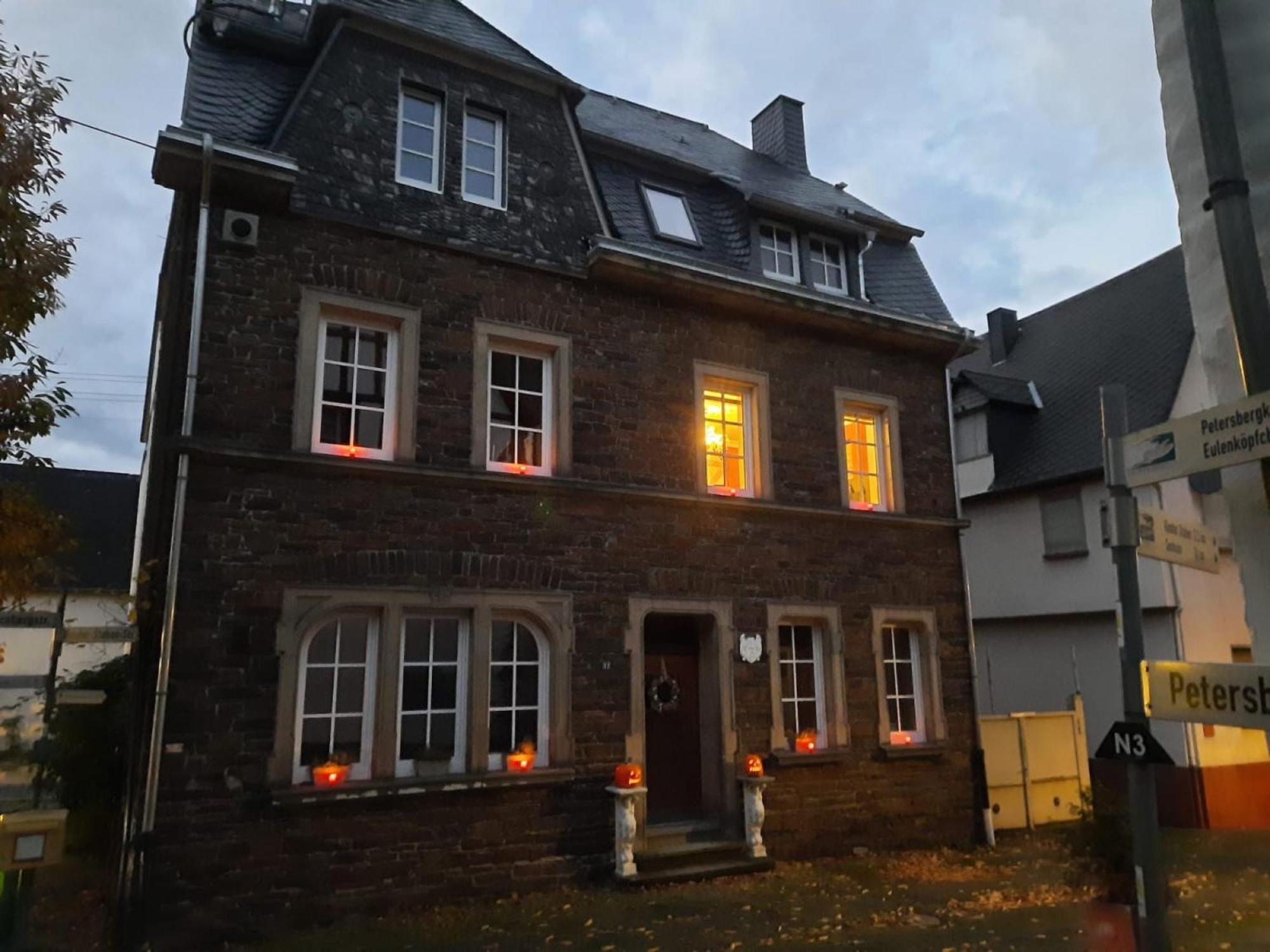 Ferienwohnung Winzerhaus Schenk Neef Exterior foto